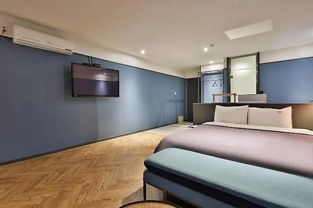 Jeonggwan Seven Bricks 汽车旅馆 *