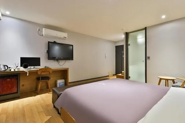 汽车旅馆 Jeonggwan Seven Bricks *